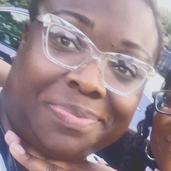 Meet your Posher, Cynphoni - Picture 1 of 2